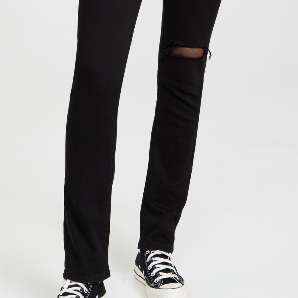 NEW Levis straight slim jeans